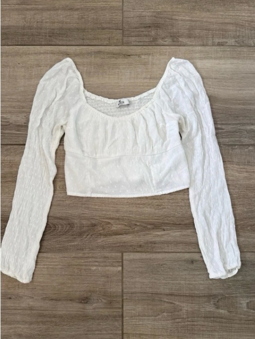 Hollister White Long-Sleeve Scoop Crop Top